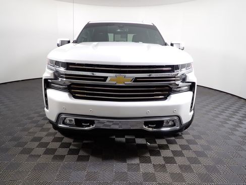 Used 2022 Chevrolet Silverado 1500 High Country w/ LPO, Dark Essentials Package image 9