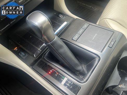 Used 2022 Lexus GX 460 Luxury w/ Accessory Package AWD/4WD image 25