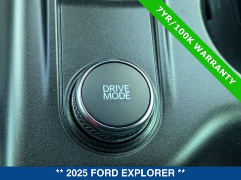 Certified 2025 Ford Explorer Active RWD image 33