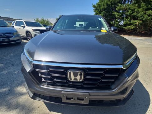 Used 2024 Honda CR-V LX image 4