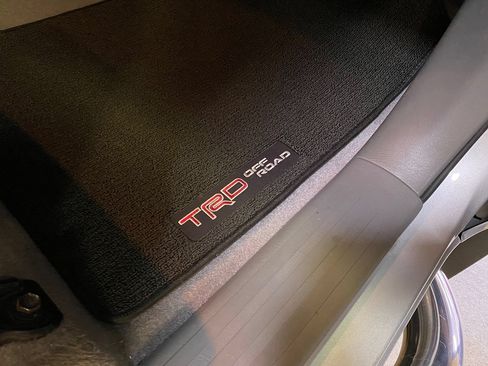 Used 2006 Toyota Tacoma PreRunner RWD image 15
