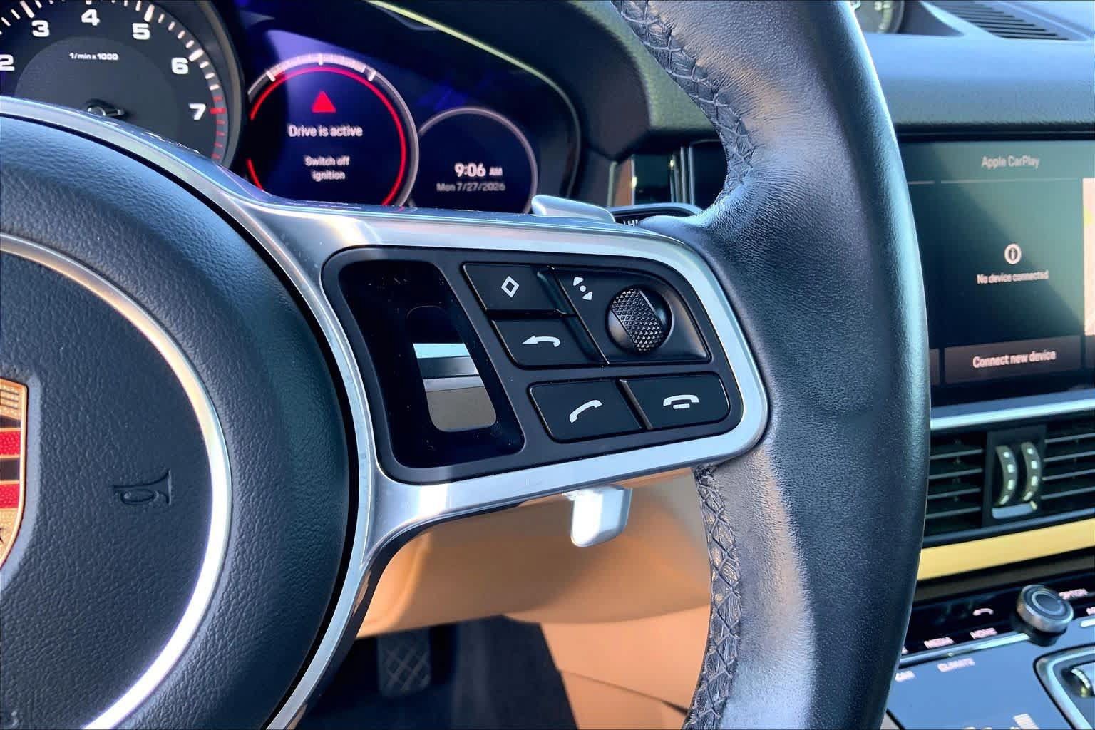 Used 2022 Porsche Cayenne Platinum Edition AWD/4WD image 25