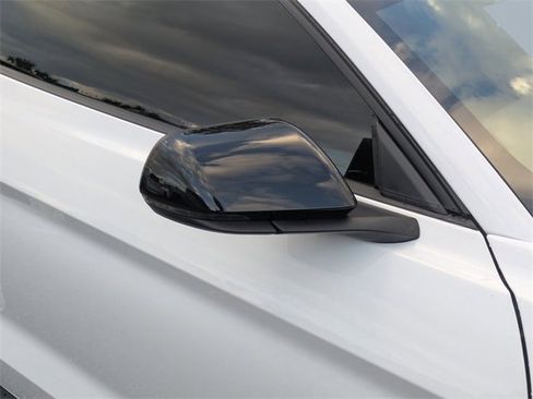 Used 2022 Ford Mustang GT Premium w/ Equipment Group 401A image 10