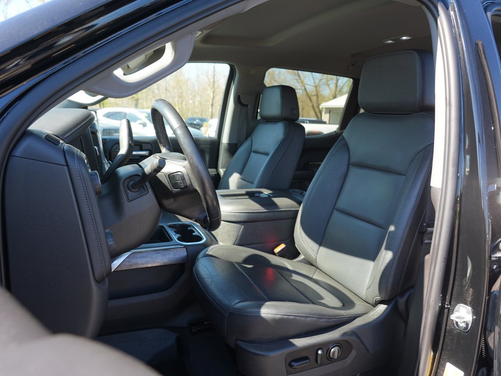 Used 2021 Chevrolet Silverado 1500 LTZ AWD/4WD image 12
