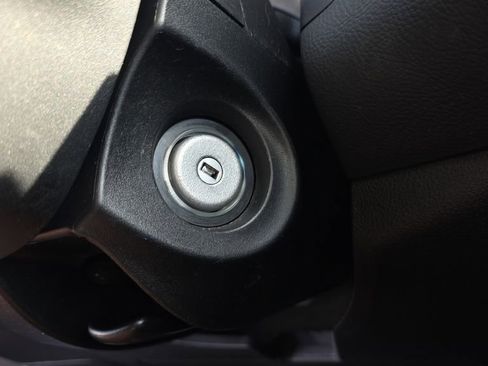 Used 2016 Ford Focus SE w/ Equipment Group 201A FWD image 23