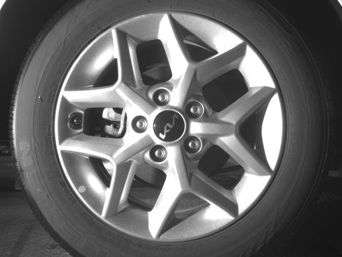 Used 2025 Kia Soul LX w/ LX Technology Package FWD image 15