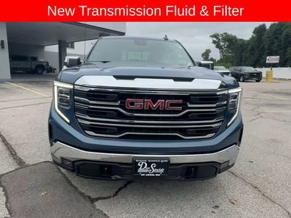 Used 2024 GMC Sierra 1500 SLT w/ SLT Convenience Package