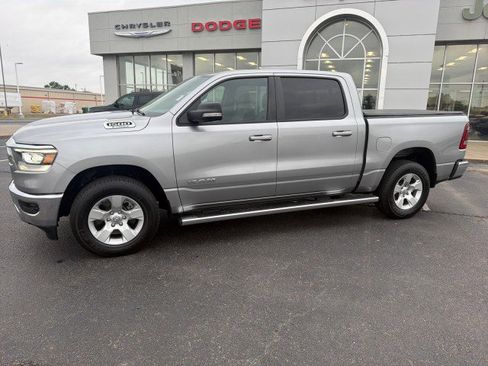Used 2022 RAM 1500 Big Horn AWD/4WD image 17