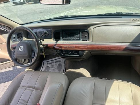 Used 2004 Mercury Grand Marquis GS RWD image 40