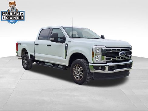Certified 2025 Ford F250 XLT AWD/4WD image 12