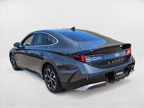 New 2025 Hyundai Sonata SEL image 9