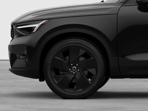 New 2026 Volvo XC40 B5 Ultra w/ Protection Package Premier image 6