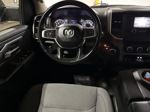 Used 2020 RAM 1500 Big Horn AWD/4WD image 11