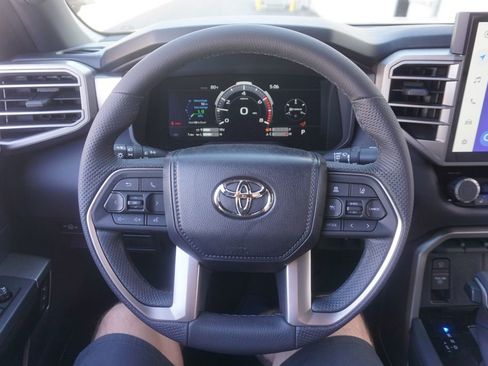 New 2026 Toyota Tundra Limited AWD/4WD image 3