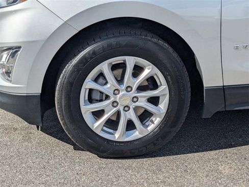 Used 2019 Chevrolet Equinox LT image 10