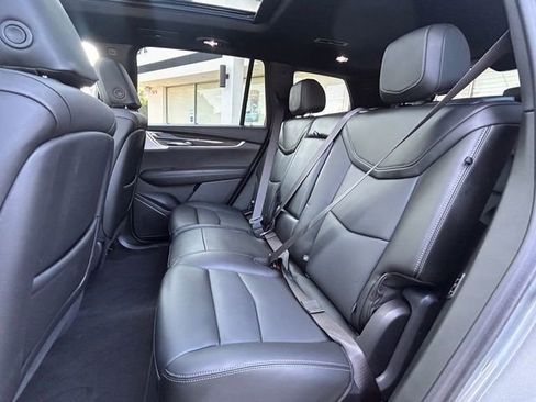 Used 2024 Cadillac XT6 Sport image 21