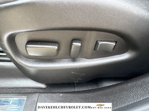 Used 2016 Cadillac SRX Luxury FWD image 12