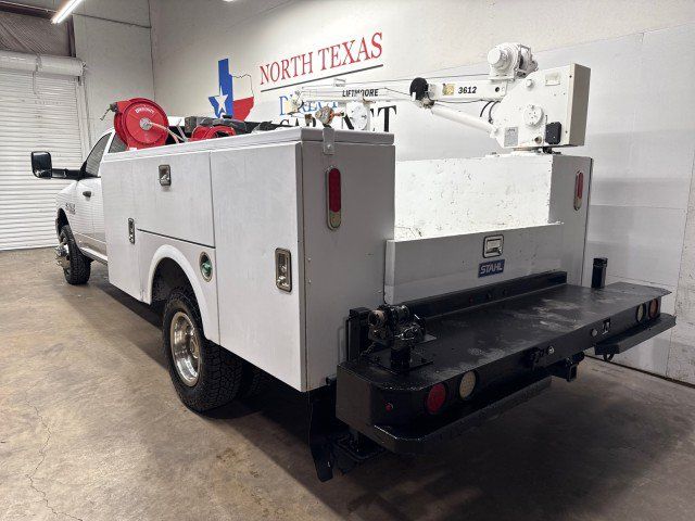 Used 2018 RAM 3500 Tradesman w/ Chrome Appearance Group AWD/4WD image 8