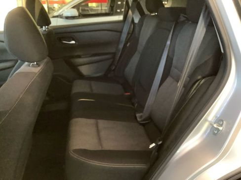 Used 2025 Nissan Rogue SV image 19