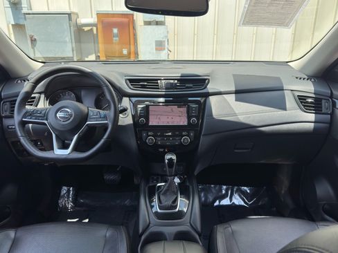 Used 2019 Nissan Rogue SL AWD/4WD image 11