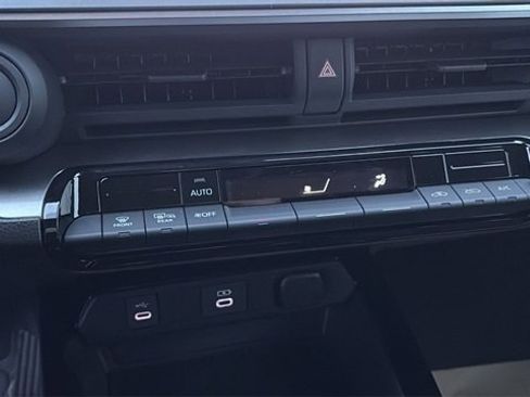 New 2026 Toyota Prius LE image 14