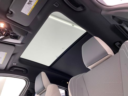 New 2026 BMW X1 xDrive28i w/ Technology Package image 15