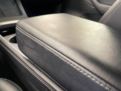 Used 2022 Tesla Model Y Performance image 43