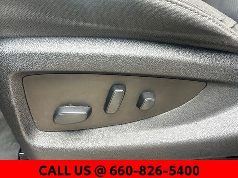 Used 2018 Chevrolet Silverado 1500 LT w/ All Star Edition AWD/4WD image 12