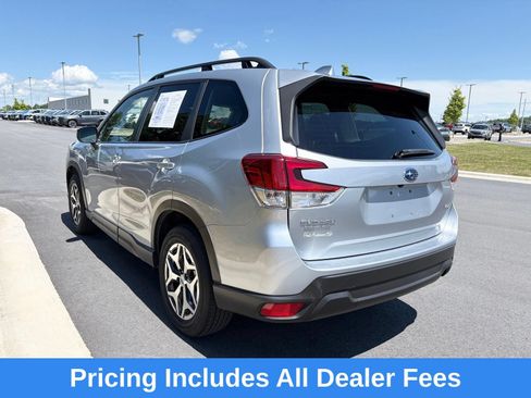Certified 2023 Subaru Forester Premium AWD/4WD image 6