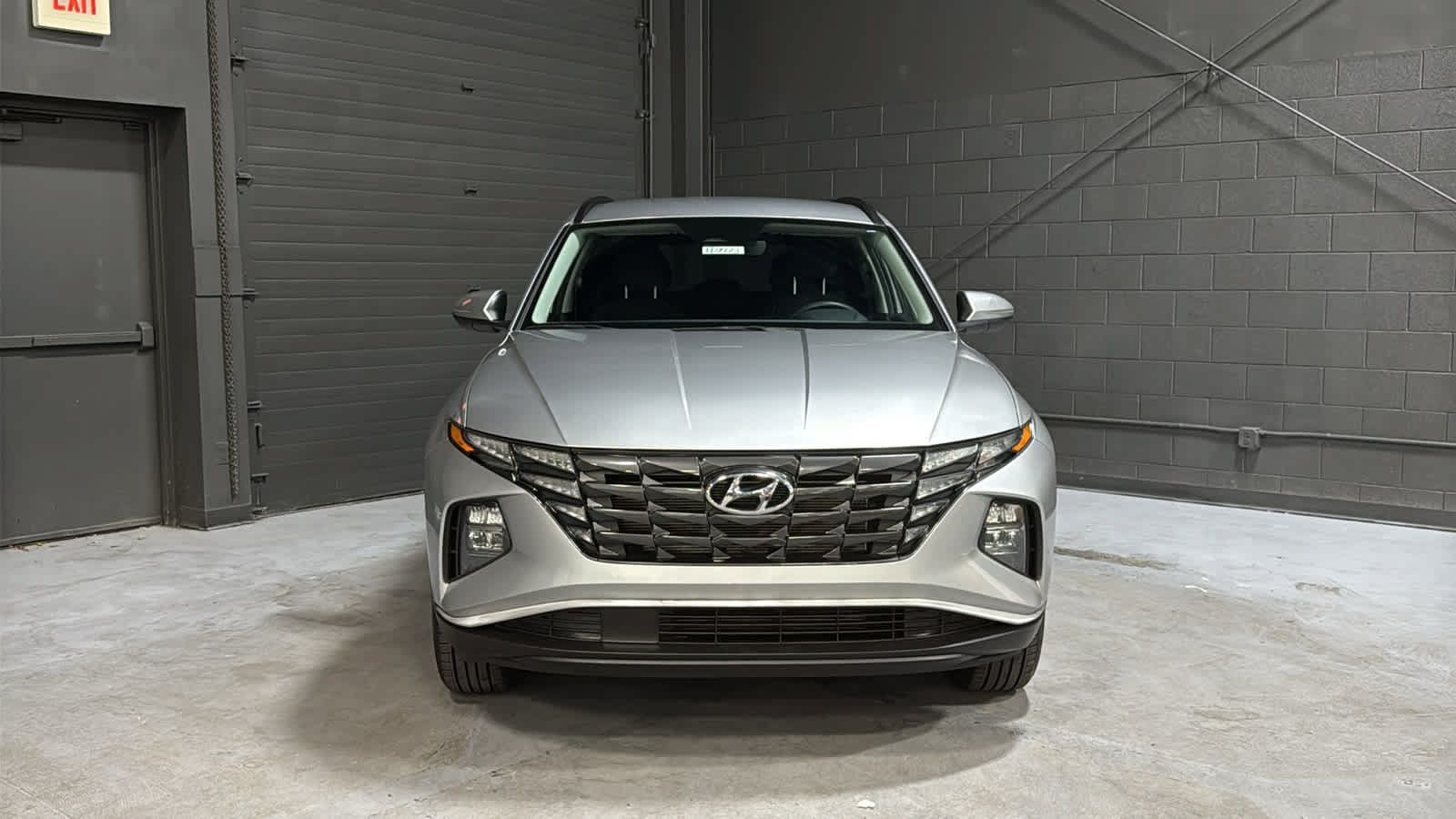 Used 2023 Hyundai Tucson SEL AWD/4WD image 2
