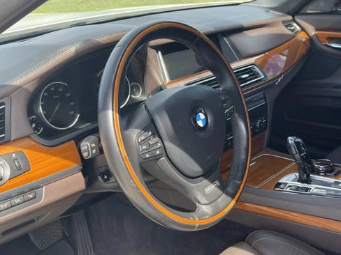 Used 2014 BMW 760Li image 27