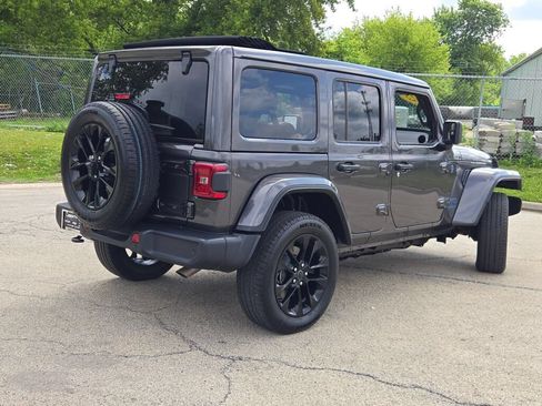 Certified 2025 Jeep Wrangler Unlimited Sahara w/ Safety Group AWD/4WD image 10