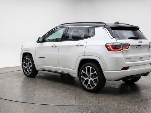 Used 2025 Jeep Compass Limited AWD/4WD image 6