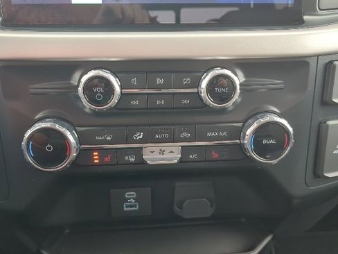 Used 2022 Ford F150 XLT w/ Equipment Group 302A High image 3