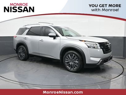 New 2025 Nissan Pathfinder SL