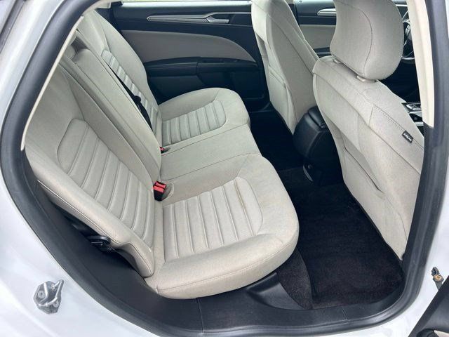 Used 2018 Ford Fusion S FWD image 38