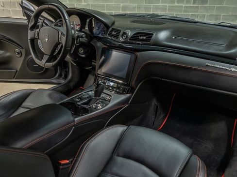 Used 2018 Maserati GranTurismo Sport RWD image 51