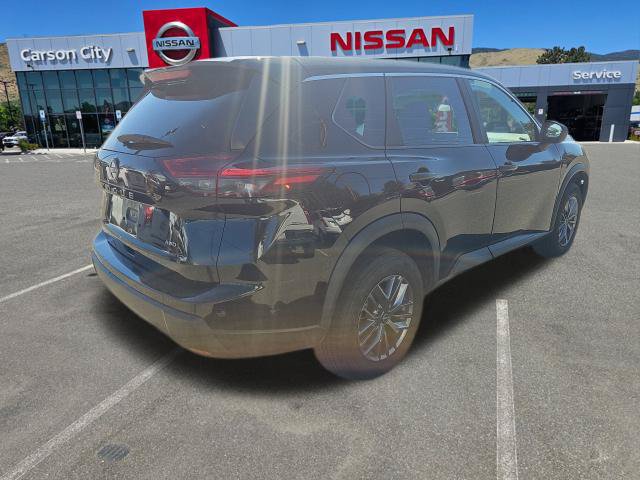 Used 2024 Nissan Rogue S AWD/4WD image 8