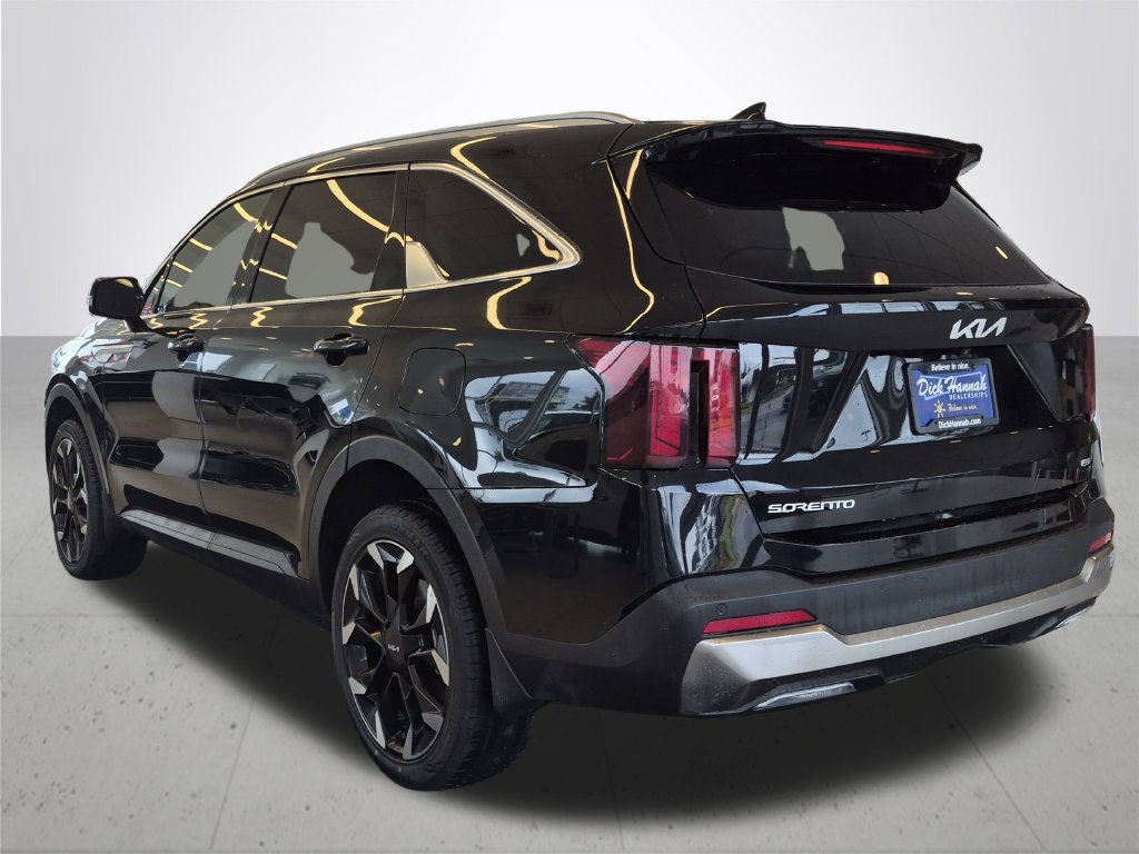 Used 2025 Kia Sorento EX AWD/4WD image 10