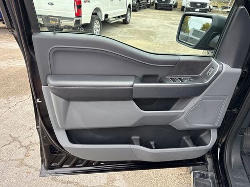 Used 2025 Ford F150 XLT w/ Equipment Group 301A Standard image 12