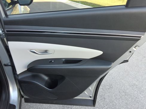 Used 2022 Hyundai Tucson SEL w/ Cargo Package image 23