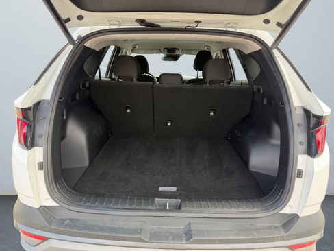 Certified 2025 Hyundai Tucson SEL AWD/4WD image 16