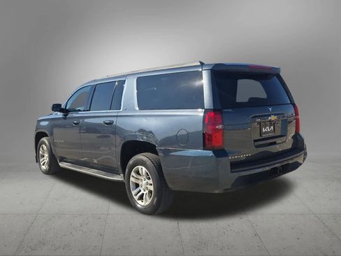 Used 2020 Chevrolet Suburban LT image 4
