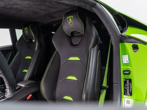 Used 2020 Lamborghini Huracan EVO AWD/4WD image 21