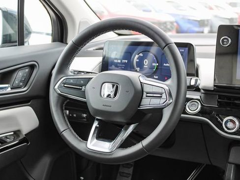 New 2025 Honda Prologue Touring image 8