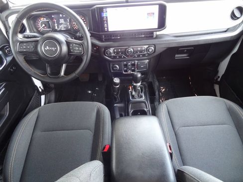 Used 2024 Jeep Wrangler Unlimited Sport AWD/4WD image 11
