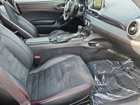 Used 2019 FIAT 124 Spider Abarth w/ Visibility Group image 16