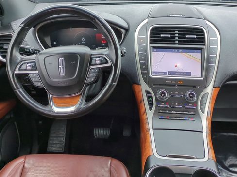 Used 2020 Lincoln Nautilus Reserve FWD image 28