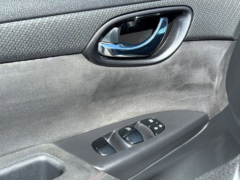Used 2017 Nissan Sentra NISMO FWD image 29