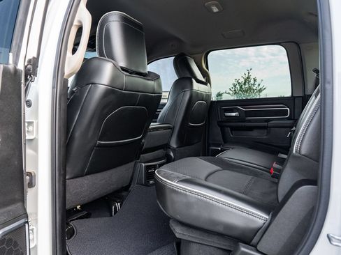 Used 2024 RAM 2500 Laramie w/ Safety Group AWD/4WD image 16